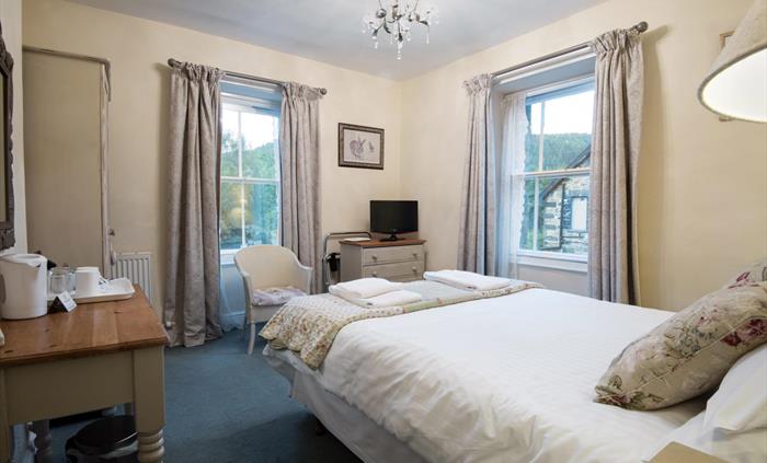 Bedroom 2 Double en-suite